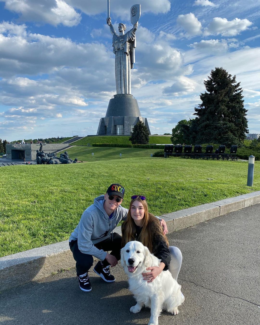 У пса Віктора Циганкова більше підписників, ніж у вас: милі фото Щасливця